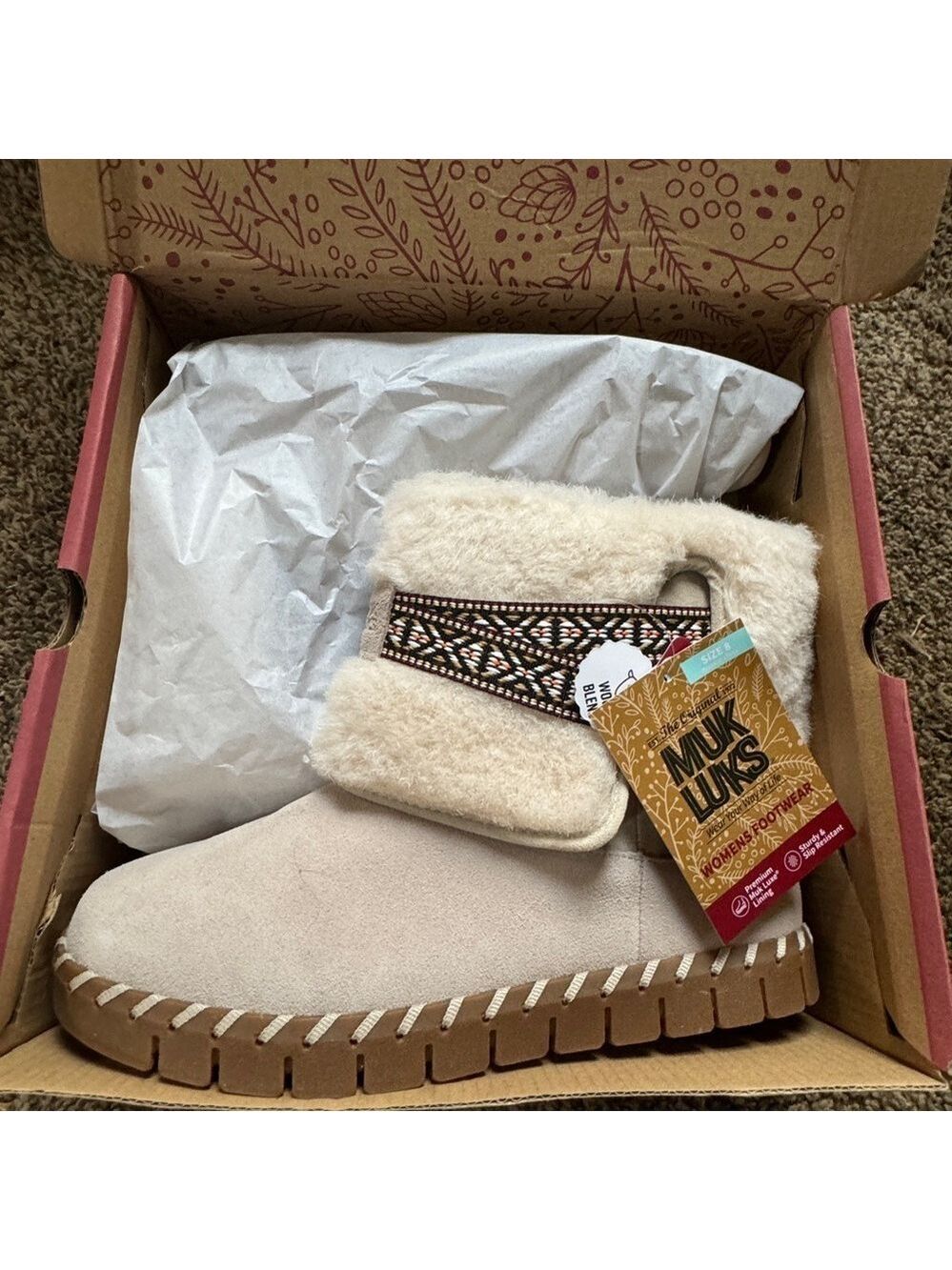 NEW Muk Luks Women’s Genuine Suede Footwear - Size 8 - Picture 3 of 10